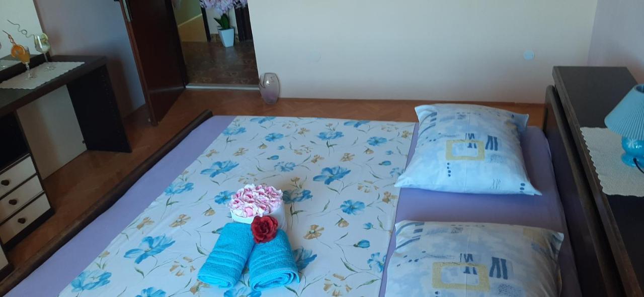 Marin I Vinka Apartment Trogir Luaran gambar