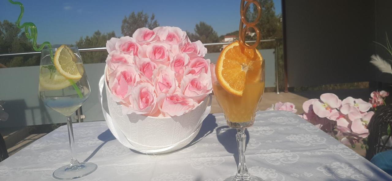 Marin I Vinka Apartment Trogir Luaran gambar