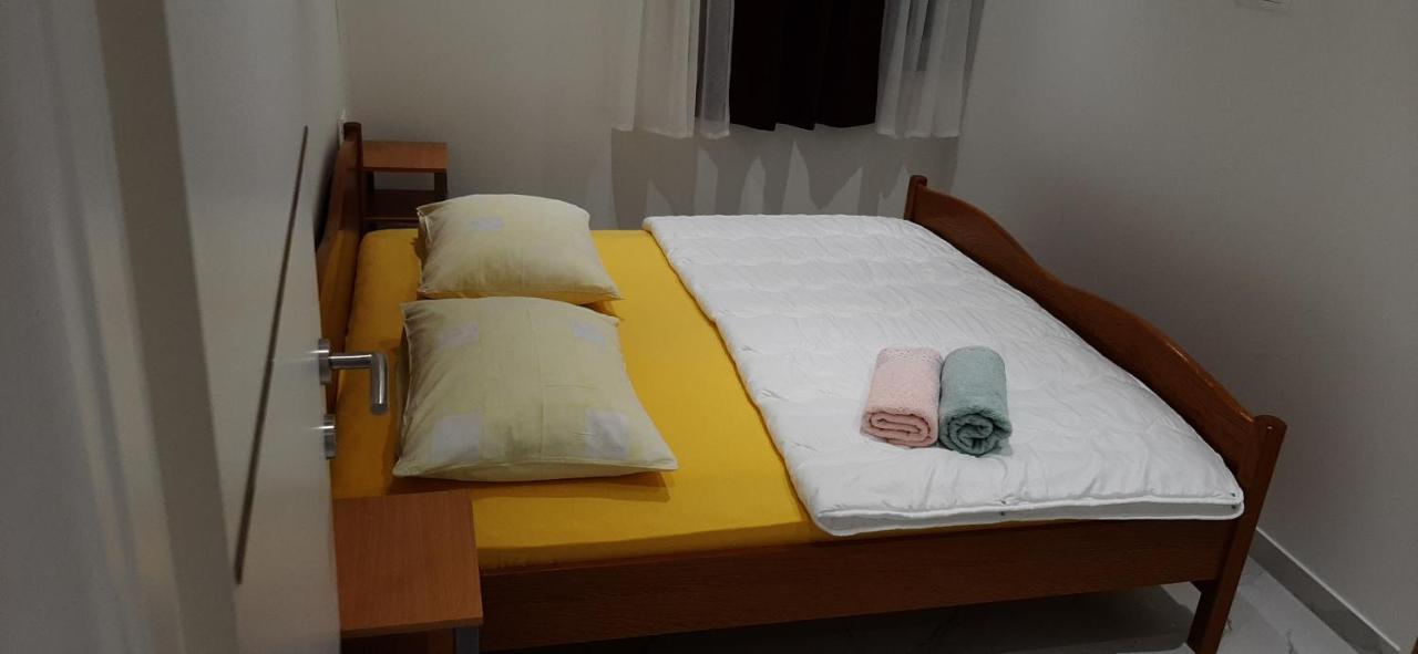 Marin I Vinka Apartment Trogir Luaran gambar
